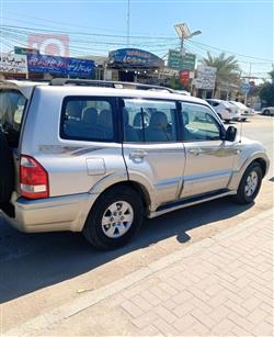 ميتسوبيشي باجيرو